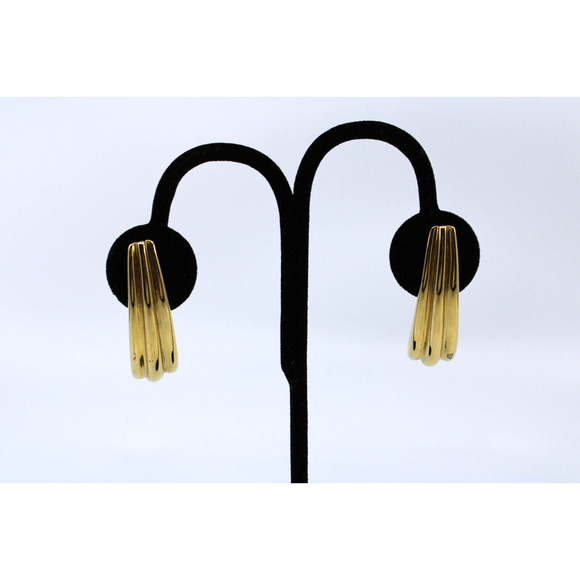 B0 Auth GIVENCHY Vintage Signed Goldtone Shrimp Shaped long Clip On Earrings - Picture 1 of 4